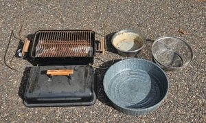 lot 63 image: Collection of Outdoor Cooking and Firemaking Items