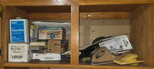 lot 81 image: Lot of Assorted Sanding Tools and Supplies