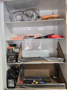 lot 85 image: Various Automotive Maintenance Items