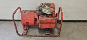 lot 100 image: Used Pincor 2000-Watt Electric Alternator