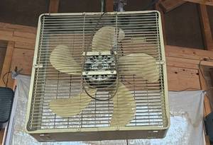 lot 104 image: One Industrial Ventilation Fan with Metal Blades