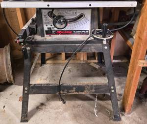 lot 119 image: Skilsaw 10-inch Table Saw Model 3400