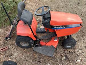 lot 132 image: Simplicity Broadmoor Hydro 14 Mower with Attachment
