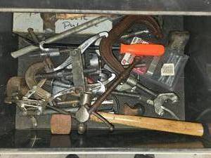 lot 155 image: Collection of Automotive and Mechanical Puller Tools