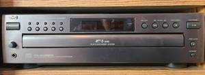 lot 187 image: JVC XL-F115 5-Disc CD Changer Player