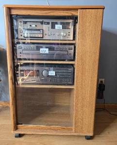 lot 188 image: Oak Entertainment Cabinet CONTENTS NOT INCLUDED