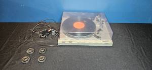 lot 217 image: Technics SL-D2 Direct Drive Automatic Turntable System