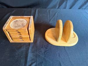 lot 230 image: Wooden Coaster Set with Holder and Letter Napkin Holder