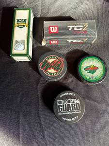 lot 264 image: PGA Championship 2002 Golf Ball & Minnesota Wild Hockey Pucks