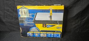lot 369 image: QEP 650XT Tile Wet Saw with Extension Table