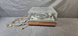 lot 374 image: Vintage PE 2040 Turntable Record Player with Dust Cover