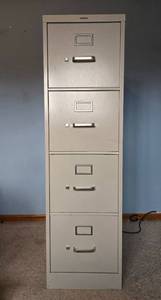 lot 410 image: 4-Drawer Office Filing Cabinet