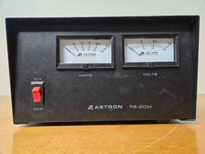 lot 449 image: Astron RS-20M DC Power Supply