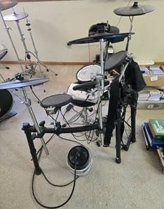 lot 497 image: Roland Electronic Drum Kit with Manuals and Accessories