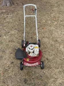 lot 511 image: Used Snapper 4HP Lawn Mower with Briggs & Stratton Engine (Untested)
