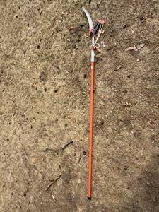 lot 514 image: Pole Pruning Saw and Tree Trimmer