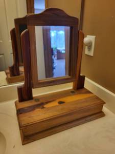 lot 349 image: Vintage Wooden Vanity Mirror with Storage Compartment