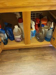 lot 351 image: Collection of Household Cleaning Supplies
