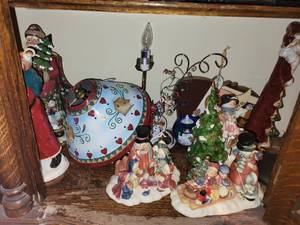 lot 381 image: Collection of Christmas Figurines and Decor Items