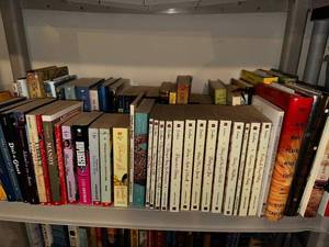 lot 422 image: Collection of Assorted Fiction and Non-Fiction Books