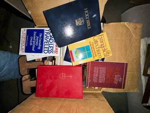 lot 453 image: Mixed Collection of Religious and Inspirational Books