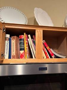 lot 95 image: Collection of Cookbooks with Various Titles