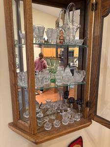 lot 104 image: Collection of Fine Crystal Glassware and Figurines