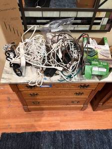 lot 115 image: Assorted Extension Cords and Star Decorative Lights