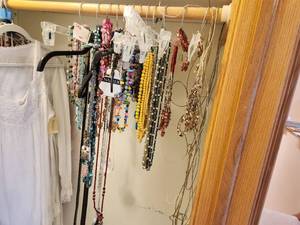 lot 139 image: Collection of Costume Jewelry Necklaces and Accessories
