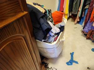 lot 140 image: Collection of Assorted Clothing in Laundry Basket