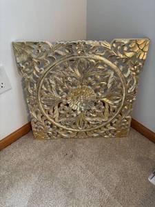 lot 154 image: Vintage Handcrafted Floral Decorative Wall Panel