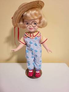 lot 291 image: Vintage Doll with Straw Hat and Outfit on Display Stand
