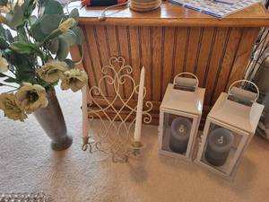 lot 306 image: Set of 2 Decorative Lanterns, Vintage Candle Holder, and Floral Arrangement