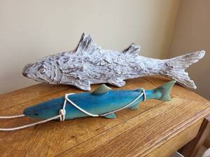 lot 317 image: Collection of Nautical Decor and San Francisco Souvenirs
