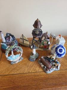 lot 318 image: Collection of 8 Nautical Theme Miniature Sculptures