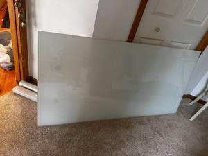 lot 151 image: Glass Desk Top 31.5 x 63