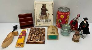 lot 124 image: Misc. CollectiblesHousehold Dcor & More