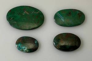 lot 56 image: 140 CT Stunning Chrysocolla Oval Cabochon Loose Gemstones 1 1 58 1 1 38 1 1 18 & 11