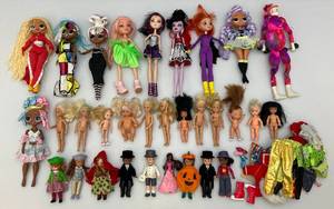 lot 74 image: Large Group Of Misc. Dolls & Clothes