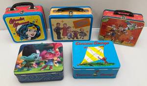 lot 85 image: Misc. Tin Lunch Boxes Including Wonder Woman & More