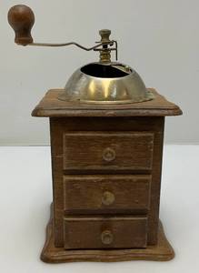 lot 150 image: Vintage Three Drawer Coffee Grinder
