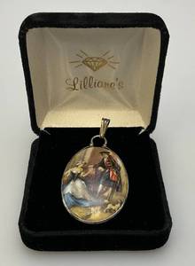 lot 154 image: Vintage Limoges France Courting Couple Fine Bone China Pendant With Sterling Marked Holder & Slide In Original Jeweler Box 1 58 xc1 14