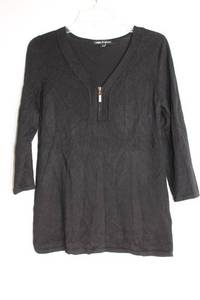 lot 2 image: Cable & Gauge Womens Black Quarter Sleeve Sweater SP