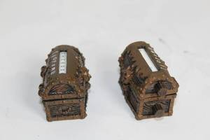 lot 35 image: Lot of Decorative Miniature Treasure Chests