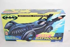 lot A-42 image: Super Soaker Batmobile - Water-Powered Vehicle from Batman Forever