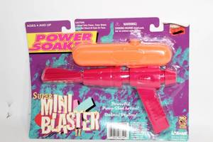 lot A-46 image: Super Soaker Mini Blaster II Water Gun