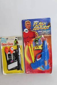lot 86 image: Vintage Flash Gordon and Spy-Guy Toy Dart Gun Sets