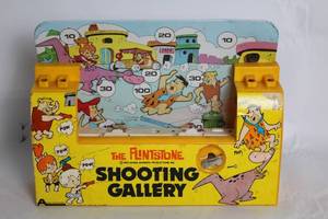 lot A-90 image: Vintage The Flintstone Shooting Gallery Arcade Toy