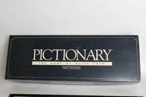 lot 124 image: Pictionary First Edition Board Game - Complete Set