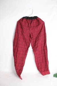 lot 189 image: Victorias Secret Red Plaid Lounge Pants - Size LG
